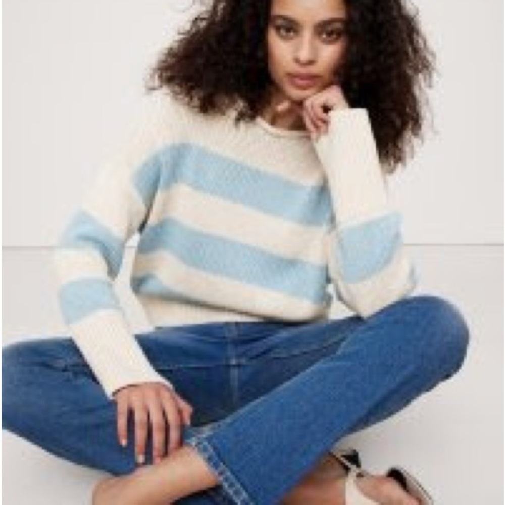 Banana Republic Blue and Cream Striped Sweater